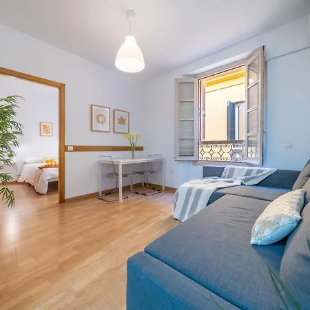 Appartement Historic Centre Mitjana