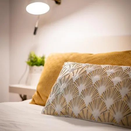 Historic Centre Mitjana Appartement *